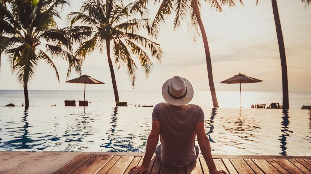 How To Save Money For Vacation On A Low-Income