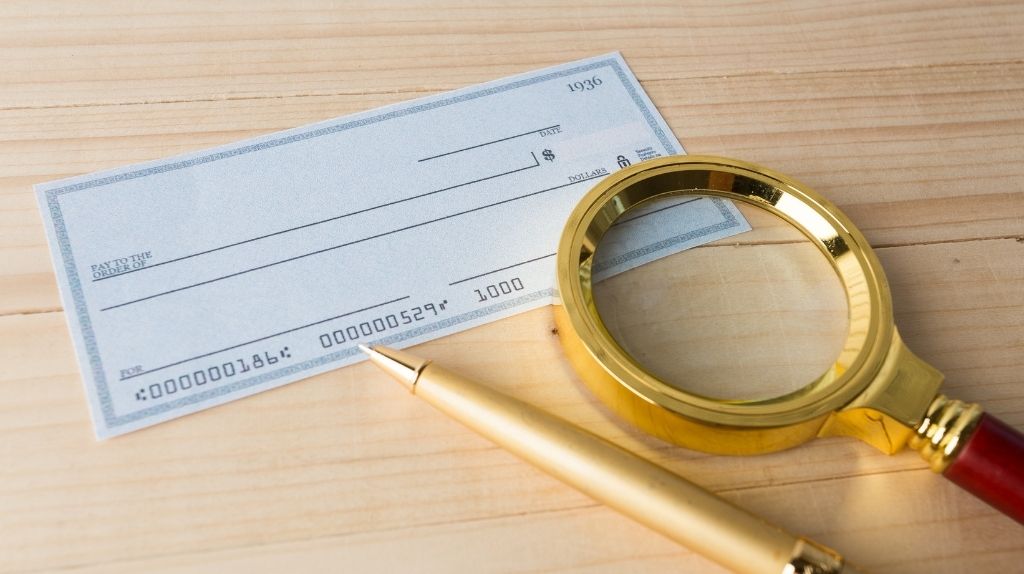 What does a cashier's check look like?